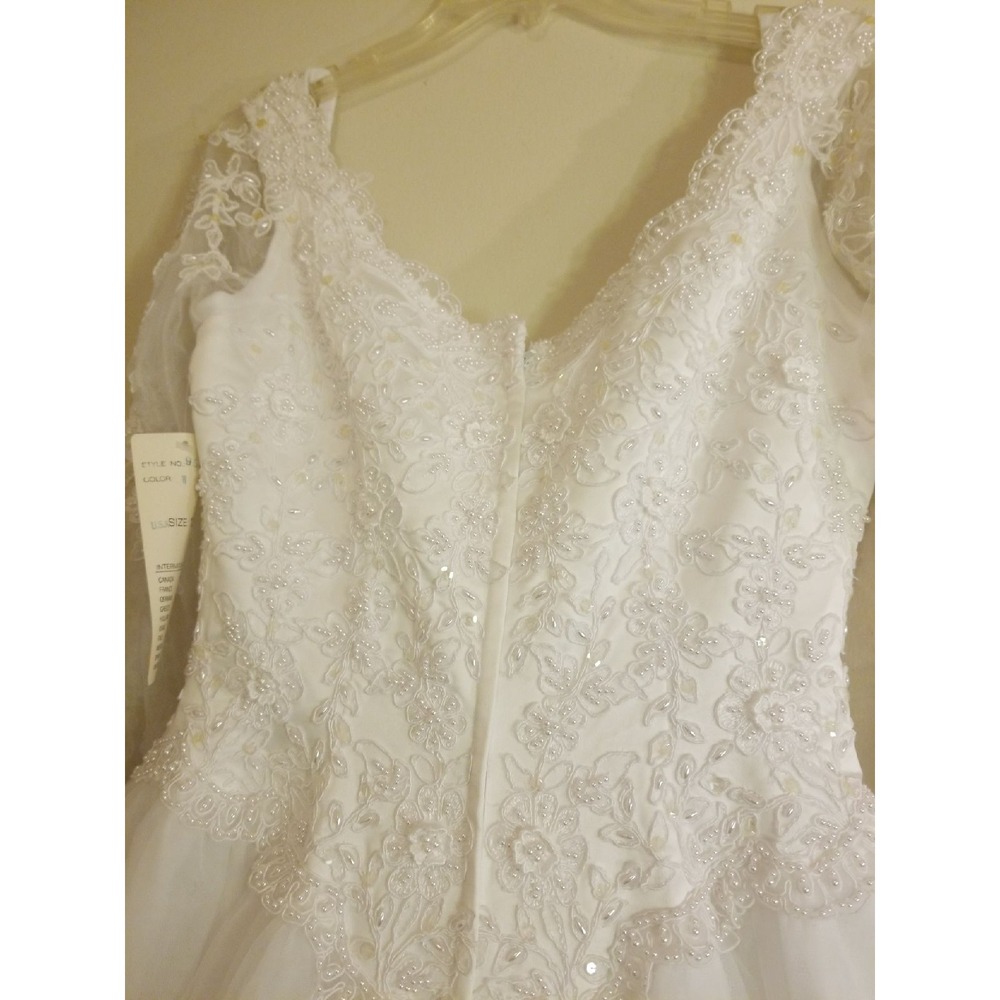 Dress - Picture 9 of 12